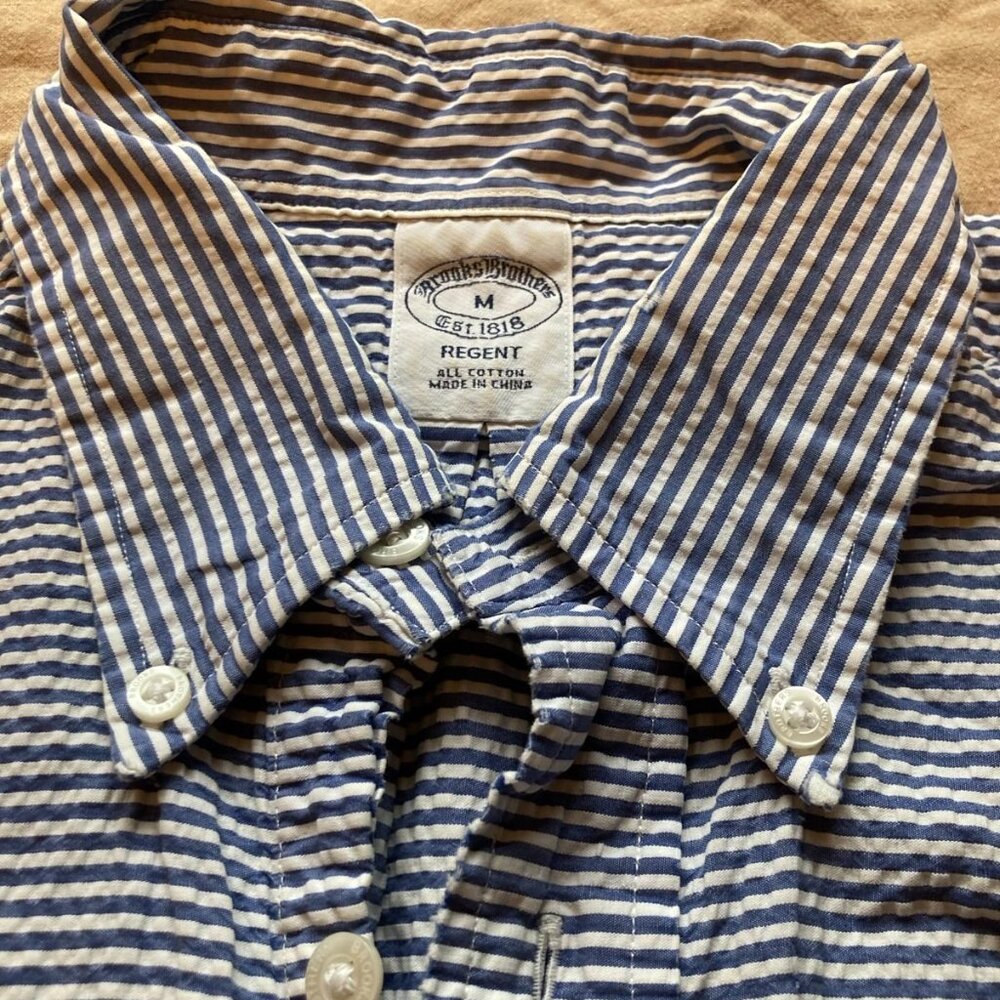Brooks Brothers Seersucker Button Down Long Sleeve Shirt Mens Size Medium EUC